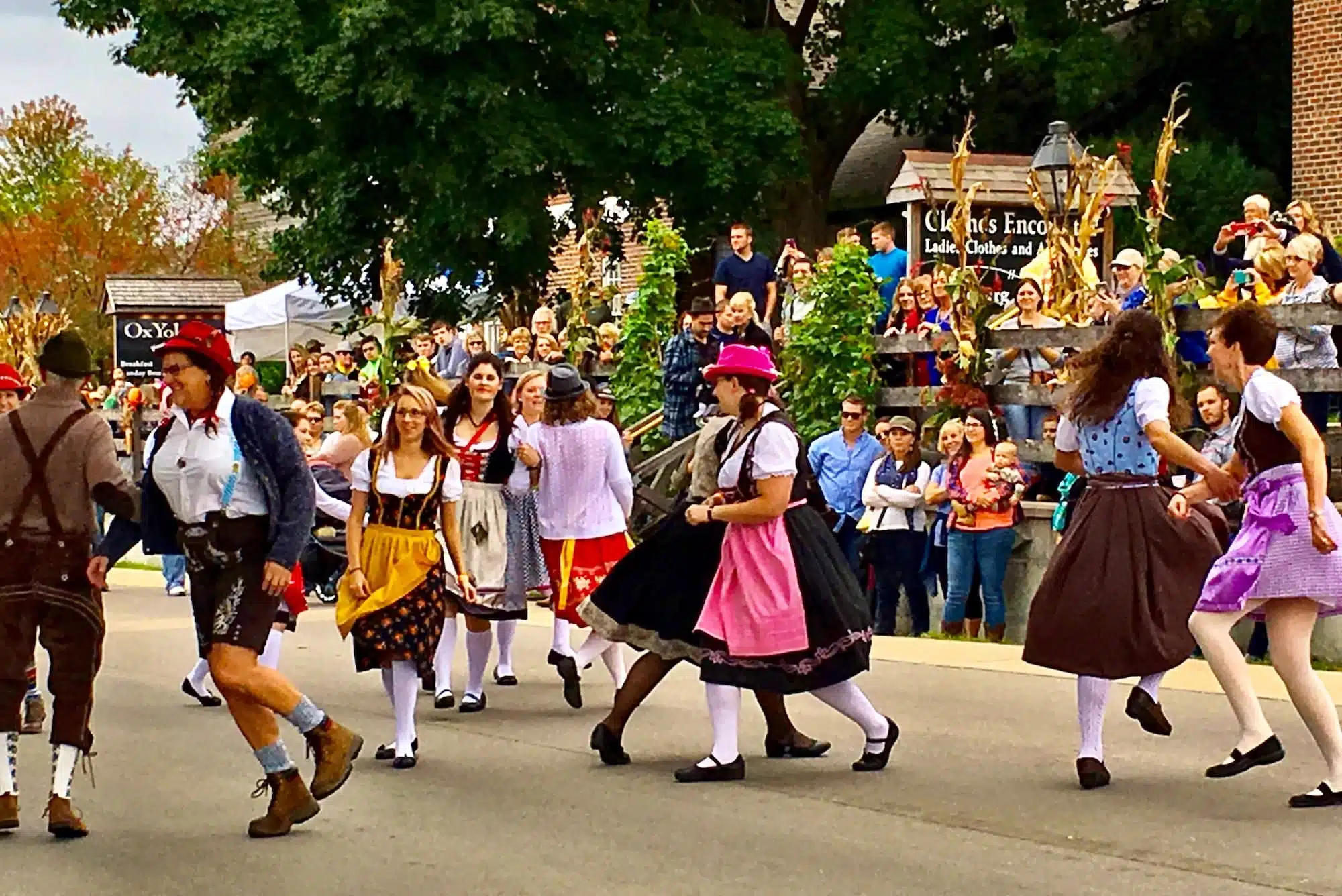Traditional German Dancing